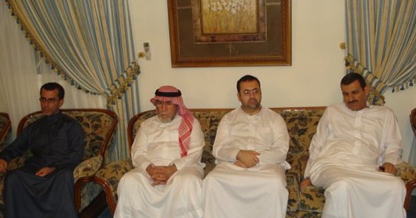 النخلة | عائلة الأغا: جدة- صور بيت العزاء للمرحومة الحاجة خيرية حافظ