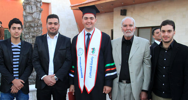تخرج الطالب محمود أحمد نايف الأغا في كلية القانون جامعة فلسطين