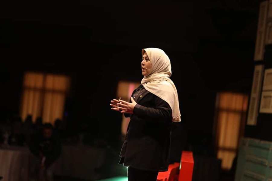 هبة الأغا متحدثة في TEDxRemal